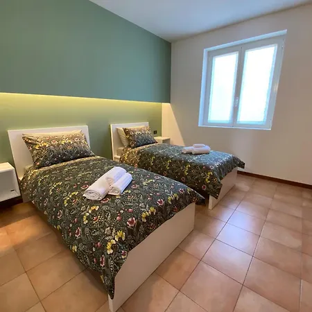 New Cornizzolo View - Terrace, Air Conditioning & Parking * Longone al Segrino