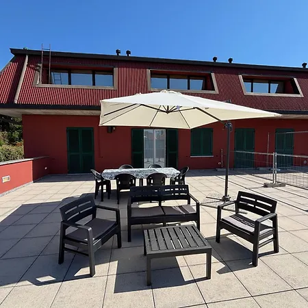 New Cornizzolo View - Terrace, Air Conditioning & Parking Appartement